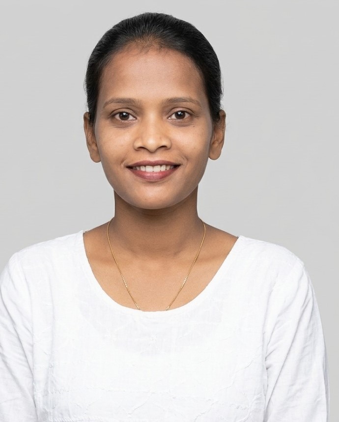 Runali - Part time Cleaner and Baby Sitter in Malad East in Mumbai